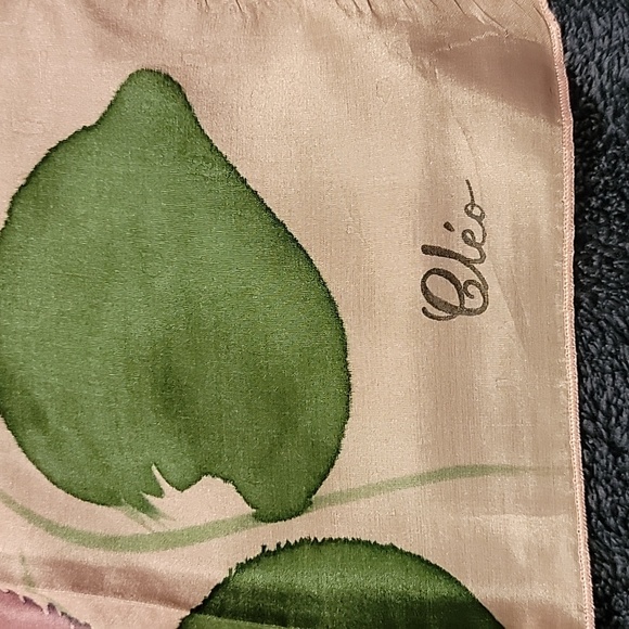 Cleo Floral Print Scarf - Picture 4 of 6